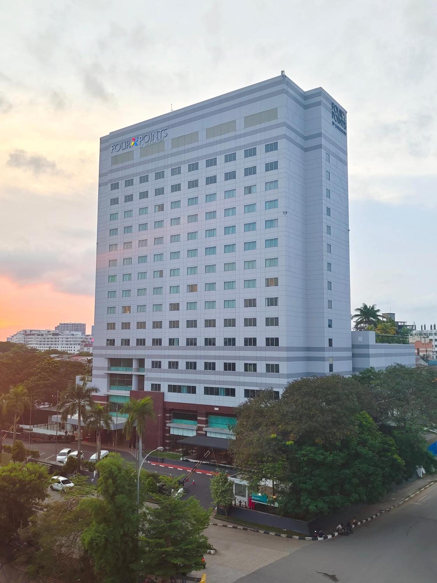 Hotel Four Points By Sheraton Batam Nagoya Exteriér fotografie